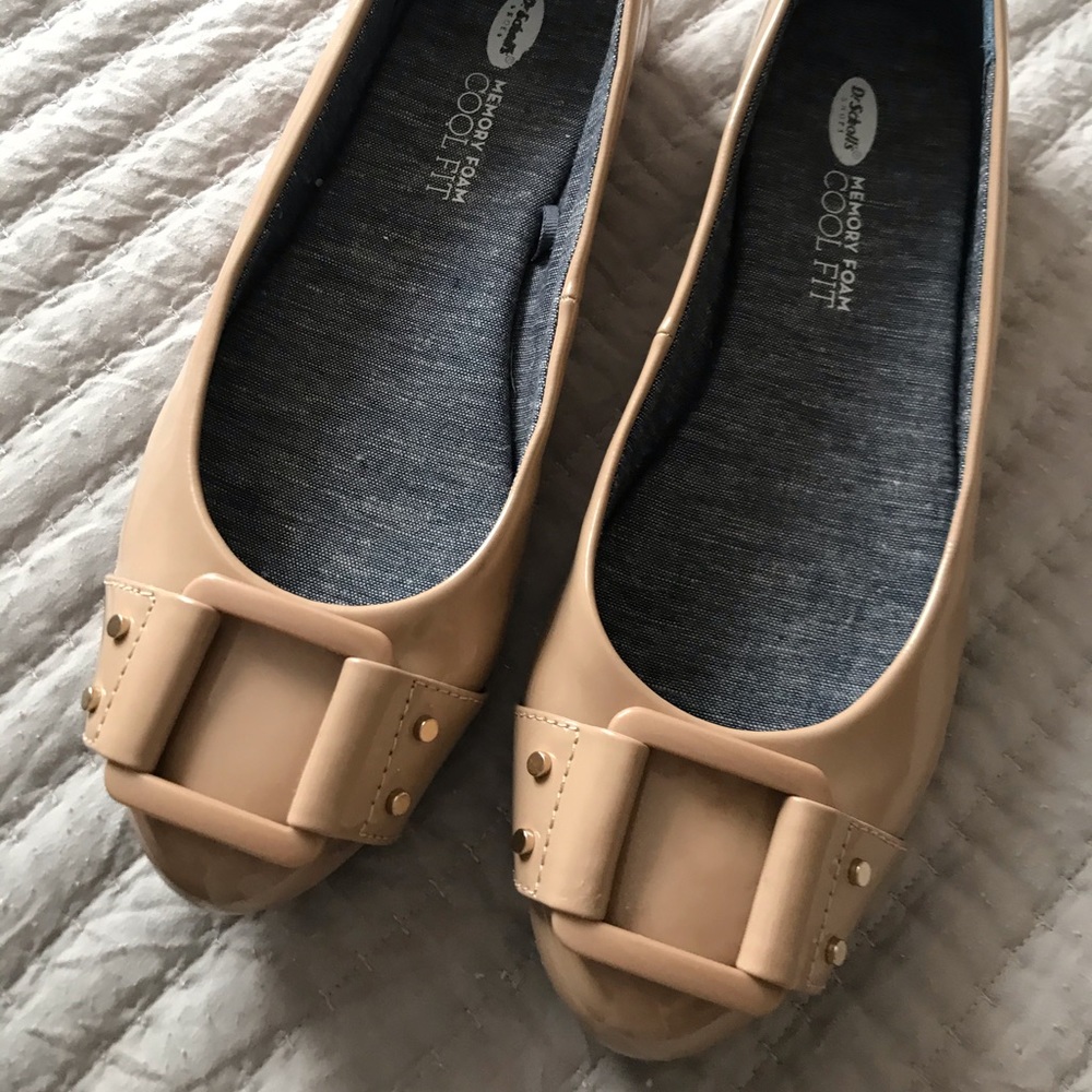 Dr scholl’s tan flats